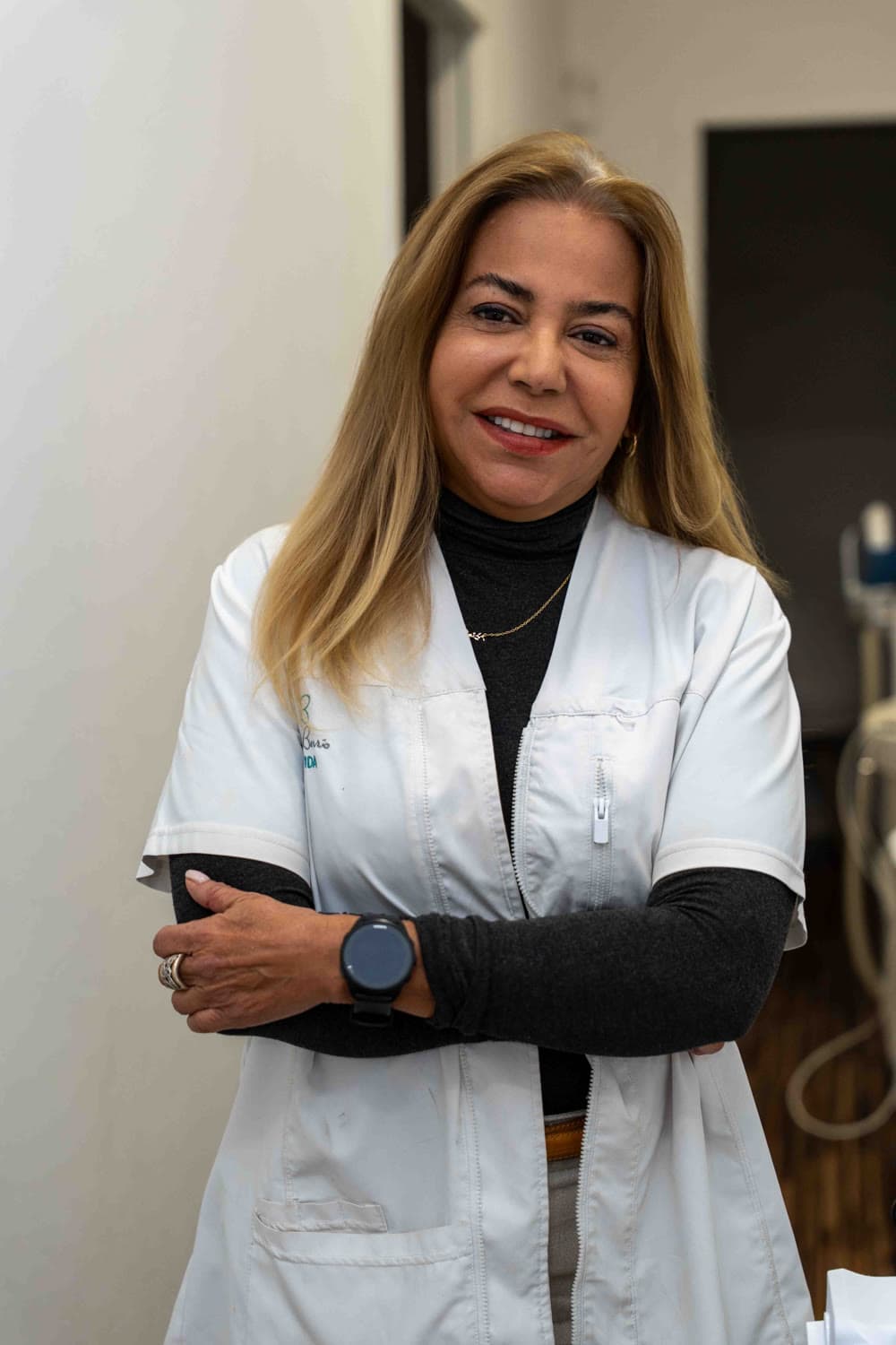 Retrato profesional de Gladys Berrío, fundadora de Clínica de Estética Pura Vida